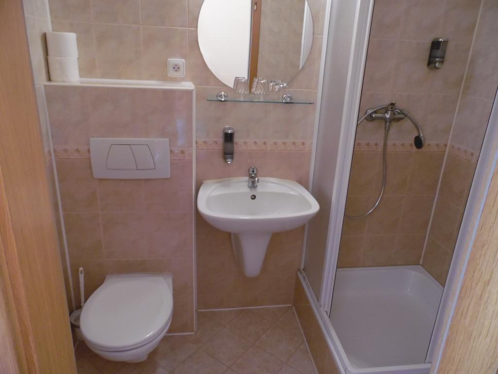 Penzion Velke Darko Skrdlovice Quarto foto